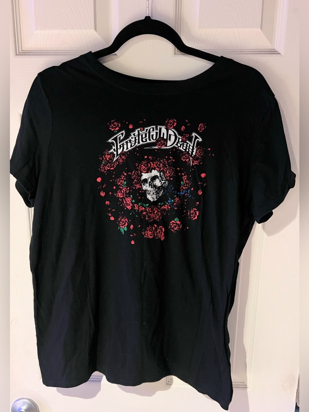 Grateful Dead Black Short-Sleeve Tee with Red Rose Skull Graphic size 0X (large)